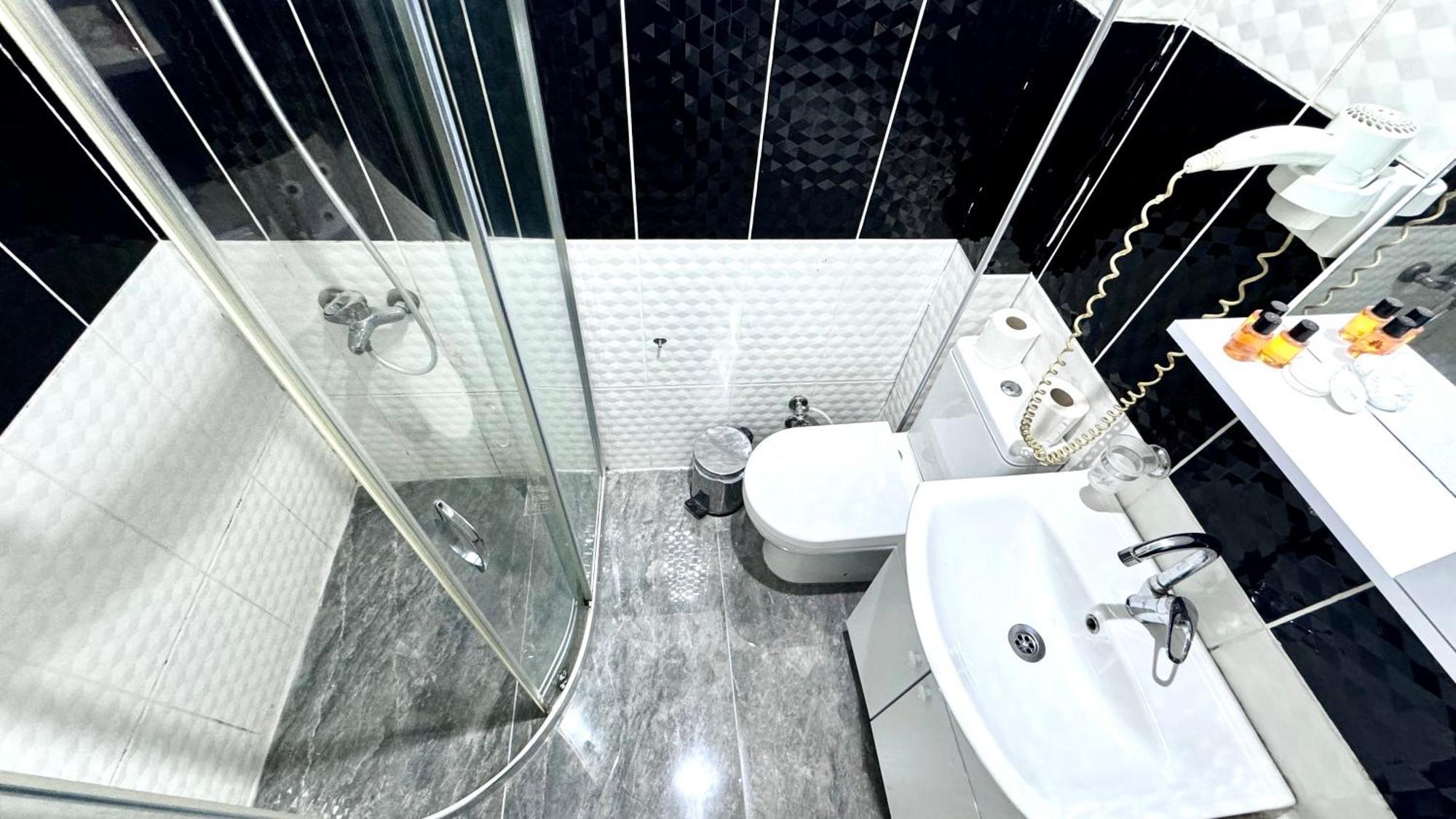 Rozza Hotel Istambul Exterior foto