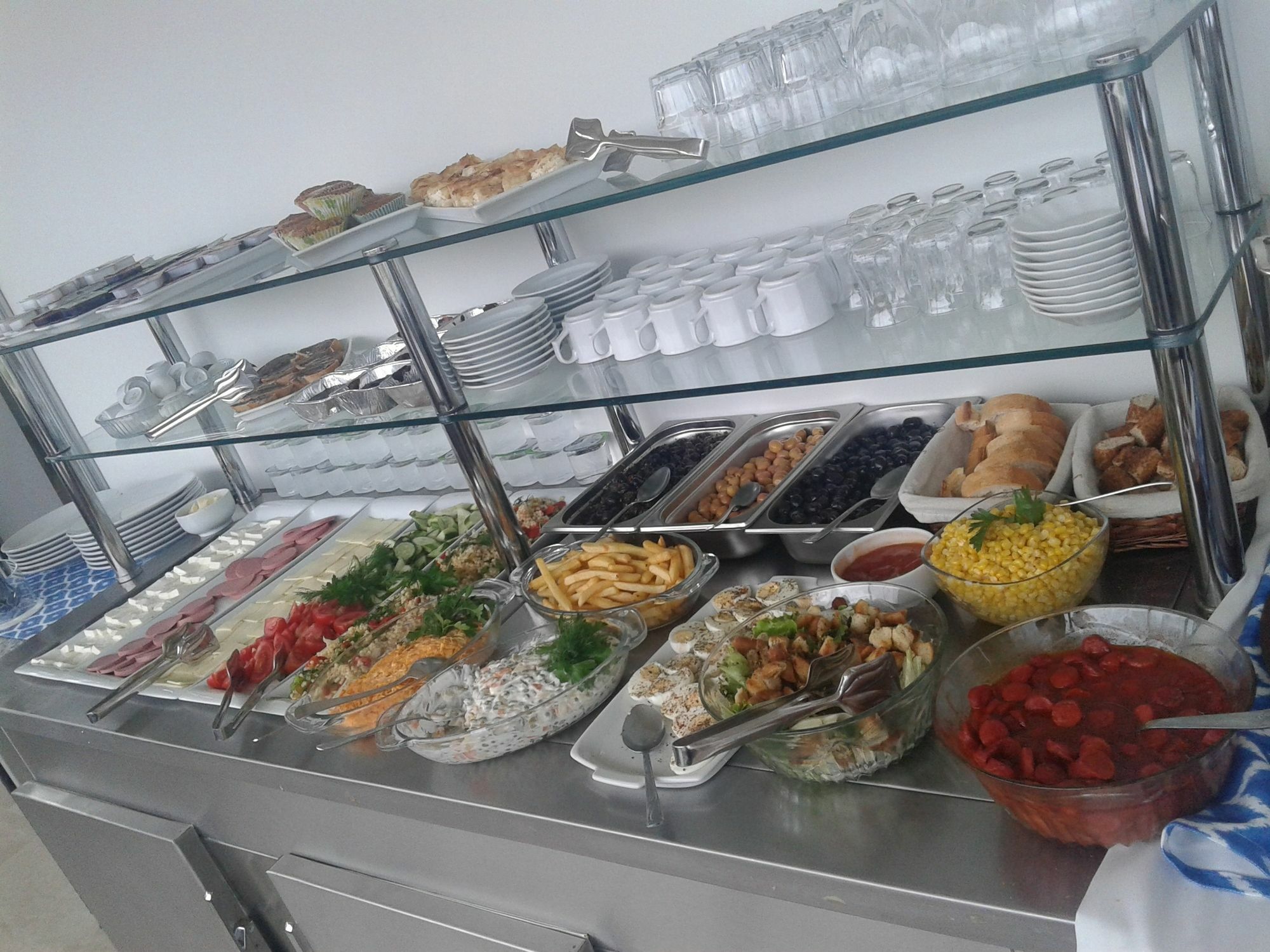 Rozza Hotel Istambul Exterior foto A salad bar